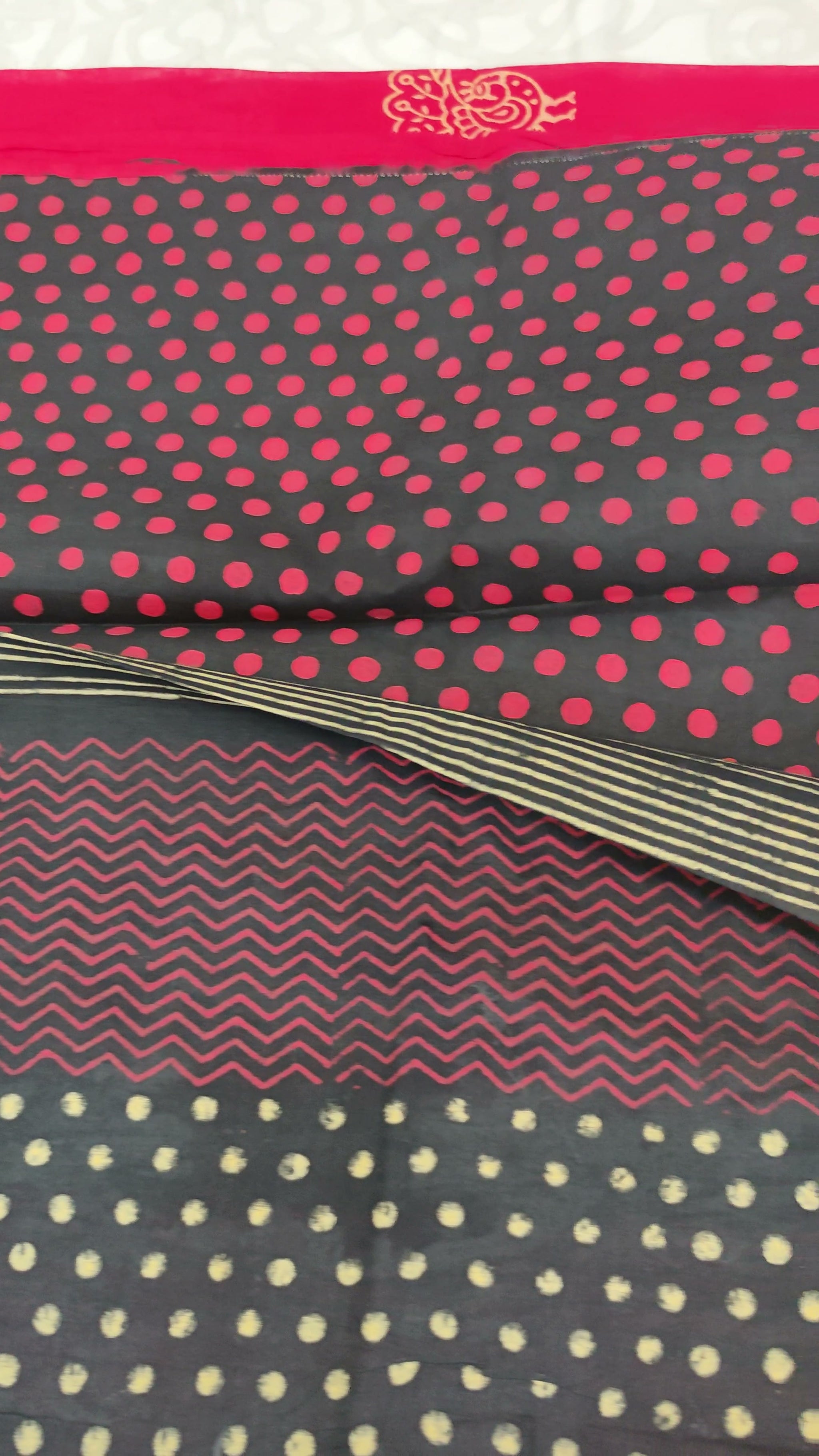 Red Mango-Butti Cotton Block-Print Saree