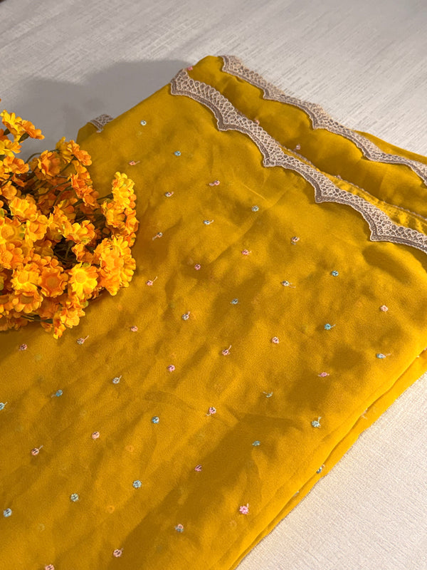 Mustard Georgette Saree — Scalloped Lace Border & Embroidered Buti
