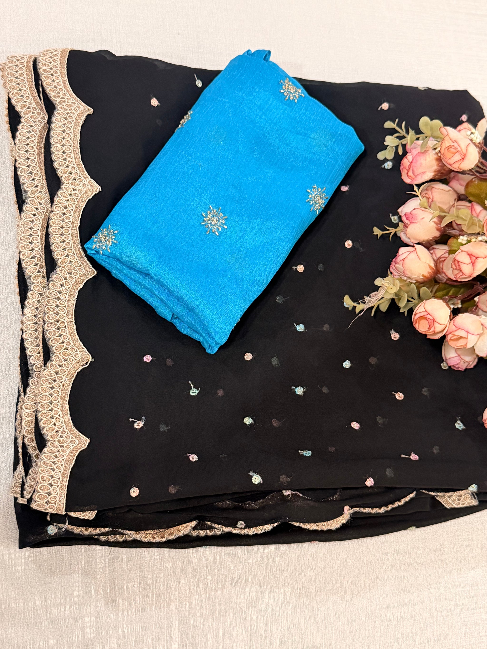 Black Georgette Saree — Scalloped Lace Border & Embroidered Buti