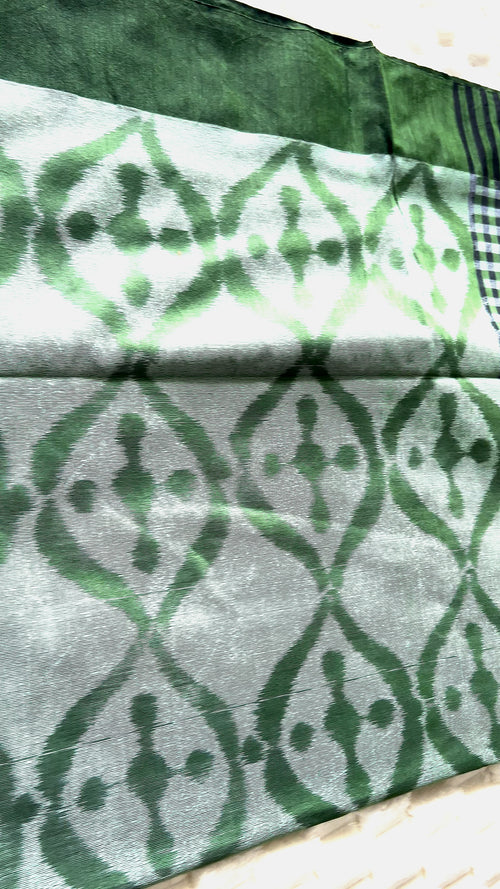 Black & Green Ponduru 6-yard saree — green leaf-lattice body