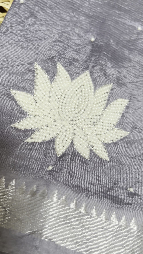 Heavy pearl hand-work lotus motif on the blouse — dusty lavender Mangalagiri