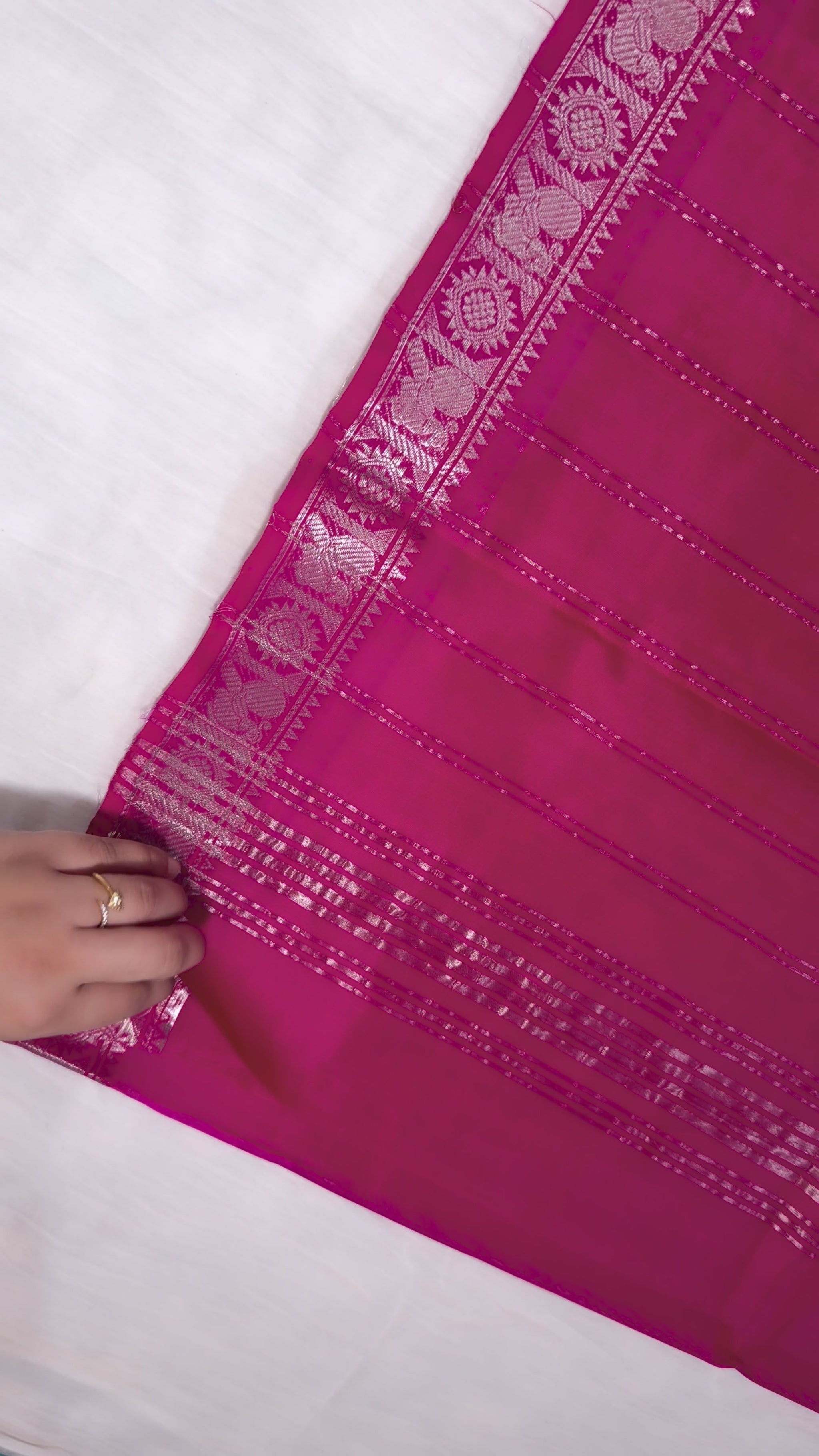 Magenta Pure Mangalagiri Pattu Saree (Premium)