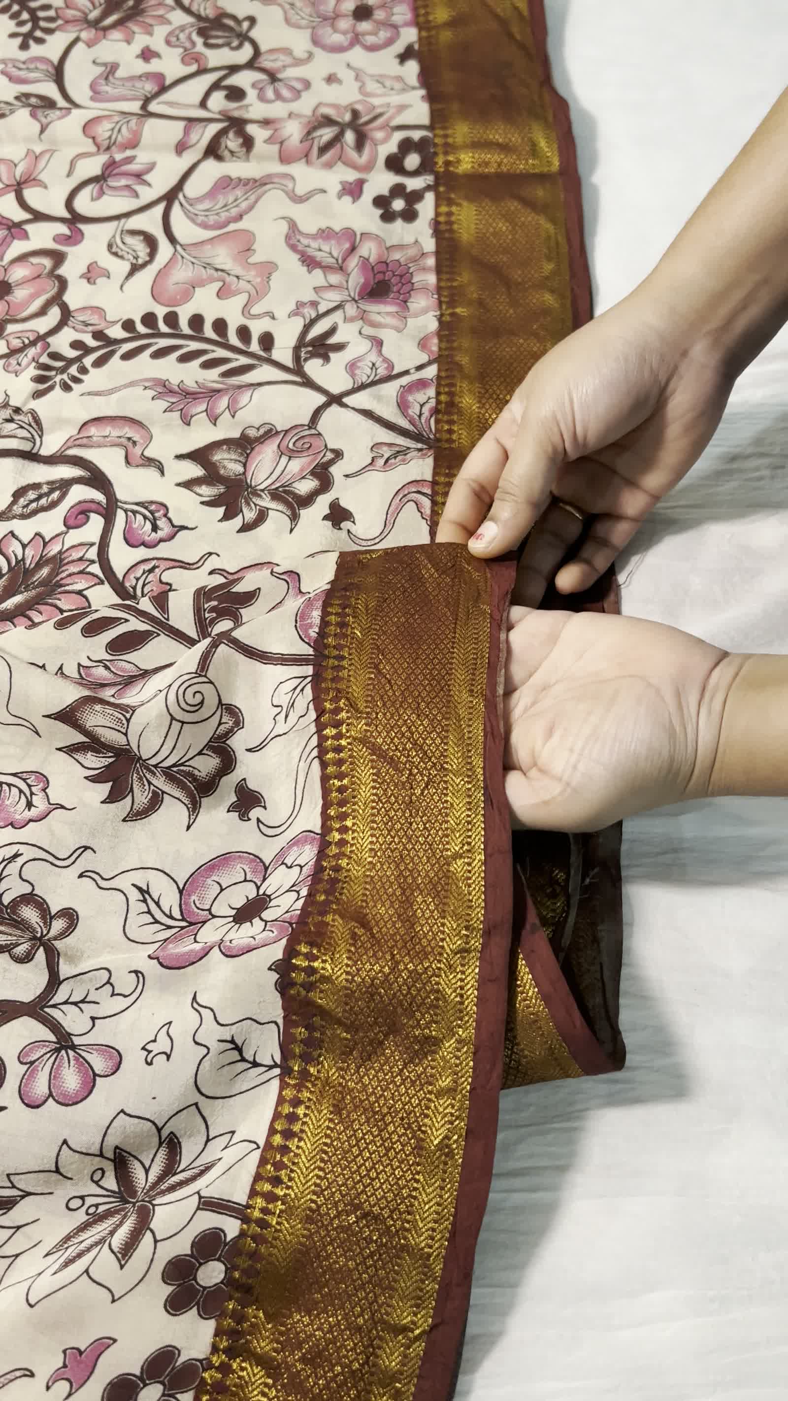 Off-White Kalamkari Saree — Nizam Zari Border