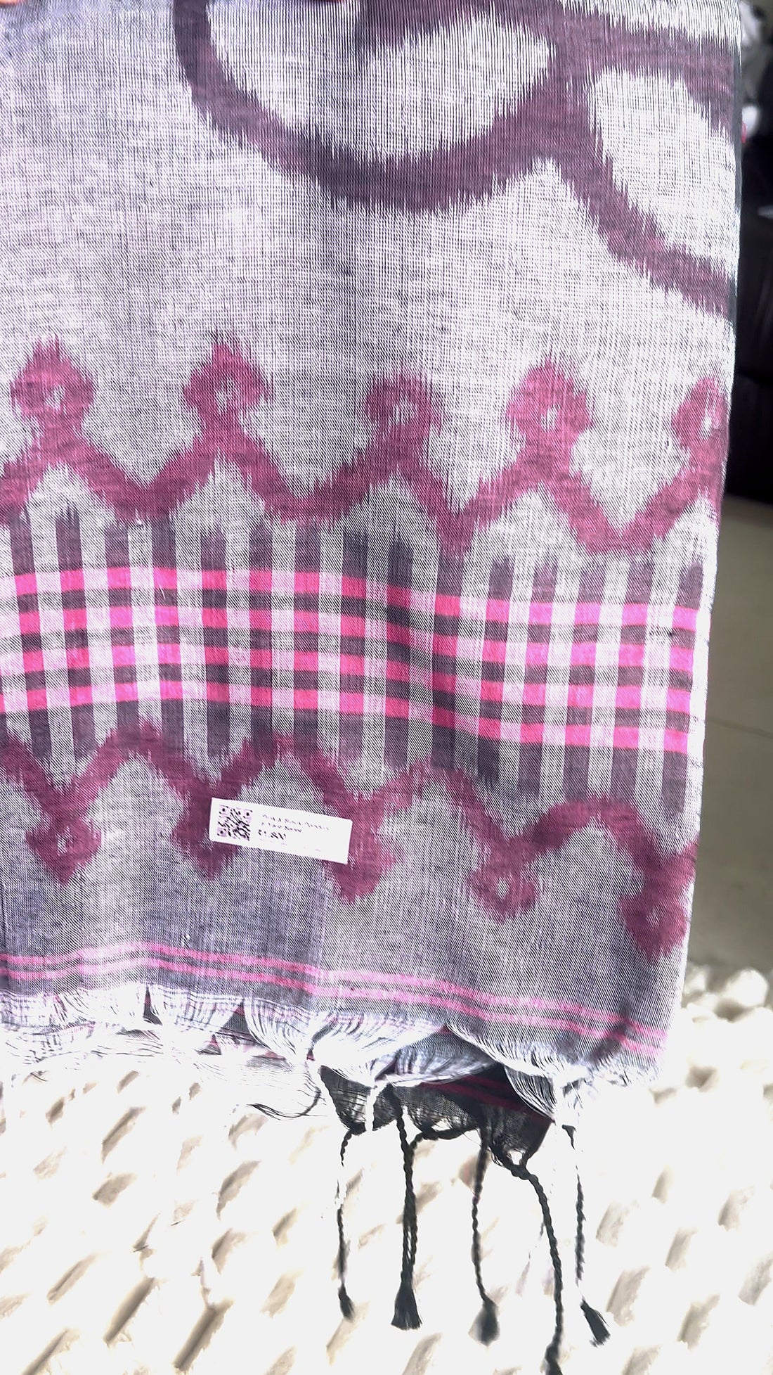 Grey & Pink Ponduru 6-Yard Saree with Blouse