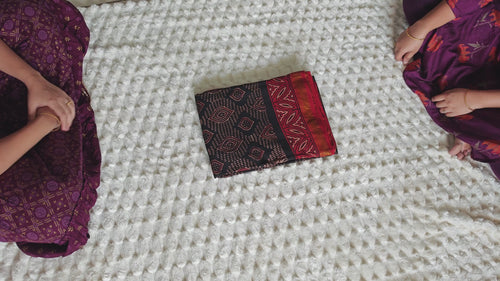 Ajrakh print Maheshwari silk saree, Red & Black 03 — unfolding video showing the body, pallu and blouse piece