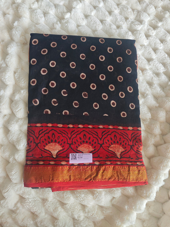 Ajrakh Print Maheshwari Silk Saree — Red & Black 16