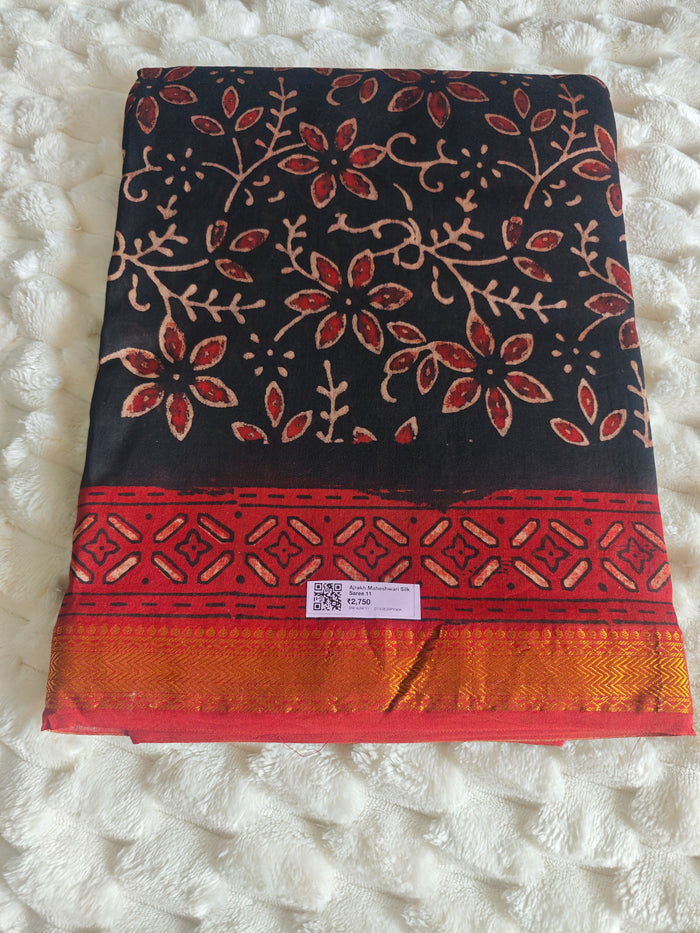 Ajrakh Print Maheshwari Silk Saree — Red & Black 11