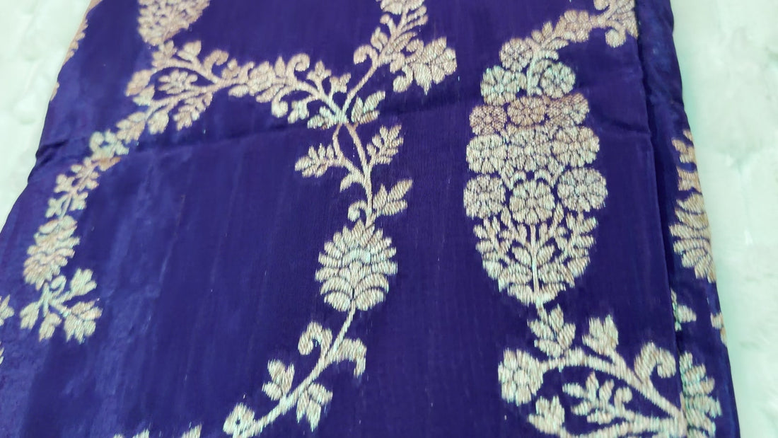 Violet Khaddi Crepe Saree — Gold Zari Jaal